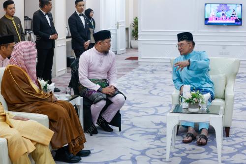 DATUK SERI ANWAR IBRAHIM