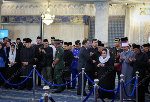 TUN DR. MAHATHIR MOHAMAD