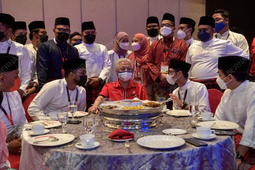 PERHIMPUNAN AGUNG UMNO 2021