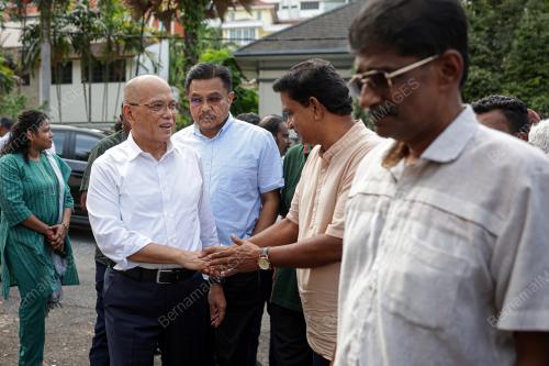 DATUK SERI WAN ROSDY WAN ISMAIL