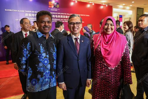 FAHMI FADZIL
