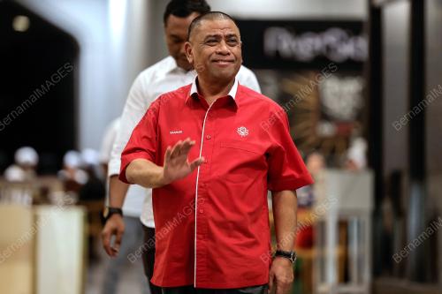 DATUK SERI SAARANI MOHAMAD