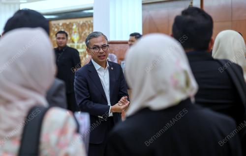 FAHMI FADZIL