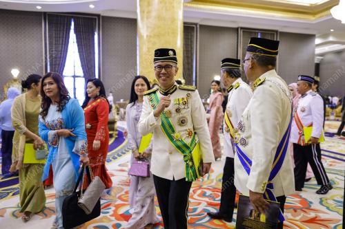 HARI KEPUTERAAN AGONG