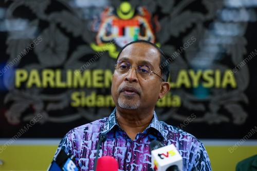 SENATOR DATUK SERI DR ZAMBRY ABDUL KADIR