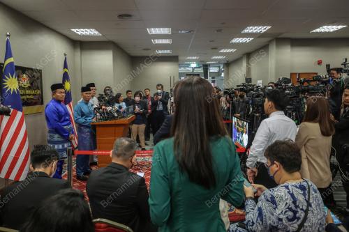 DATUK SERI ZAFRUL ABDUL AZIZ