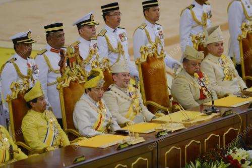 KL96_13122016_AGONG