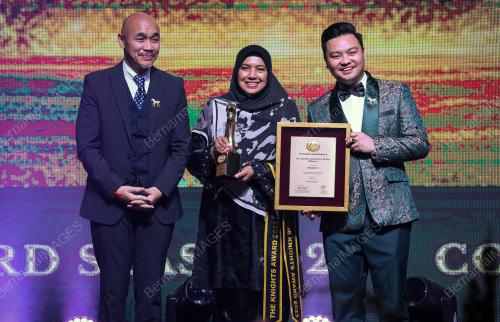 DR ZYRO WONG