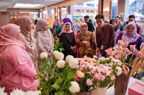 DATUK SERI NANCY SHUKRI