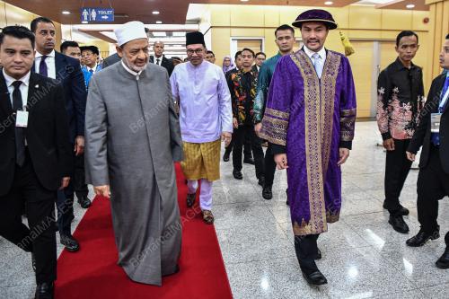 KONVOKESYEN KHAS USIM