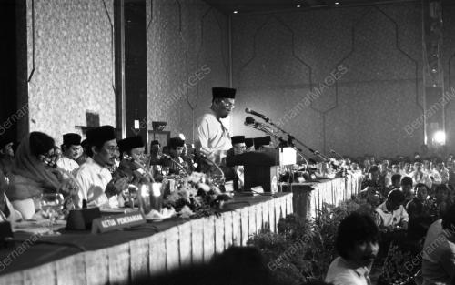 KL97_08072015_MESYUARAT_UMNO