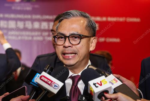 FAHMI FADZIL