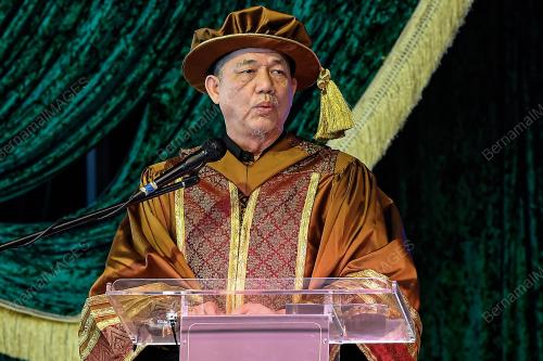 DATUK SERI FADILLAH YUSOF