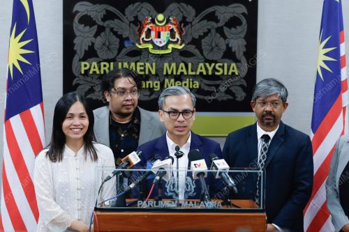 FAHMI FADZIL