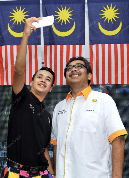 KL97_31082014_SELFIE