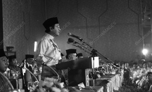 KL98_08072015_MESYUARAT_UMNO