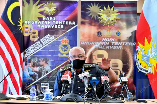 TAN SRI AFFENDI BUANG