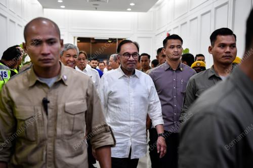 DATUK SERI ANWAR IBRAHIM