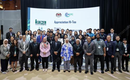 DATUK DR CHING THOO KIM