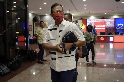 DATUK SERI AHMAD SHABERY CHEEK