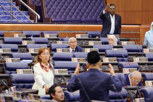 DATUK SERI SHAHIDAN KASSIM