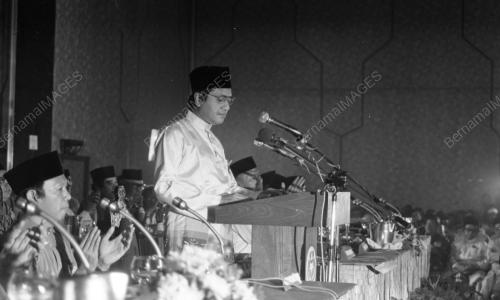 KL99_08072015_MESYUARAT_UMNO