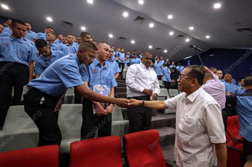 DATUK SERI MOHAMED KHALED NORDIN
