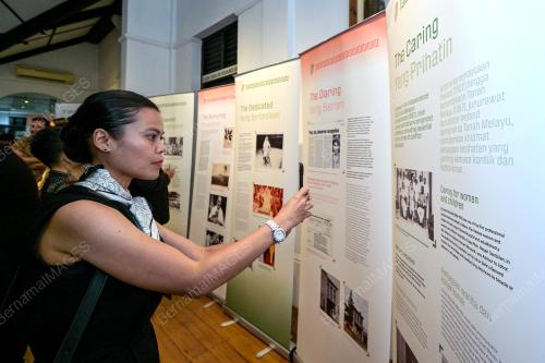 IRELAND FRIENDSHIP EXHIBITION