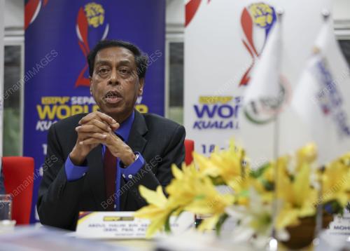 DATUK ABDUL HALIM KADER