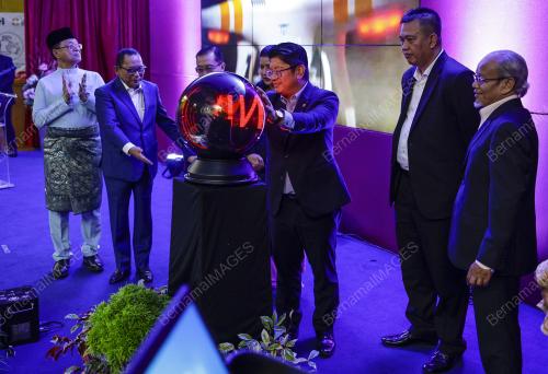 DATUK EWON BENEDICK