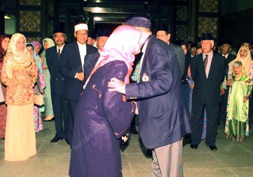 KLIA02-24_02_2001_AGONG-CIUM_19012016