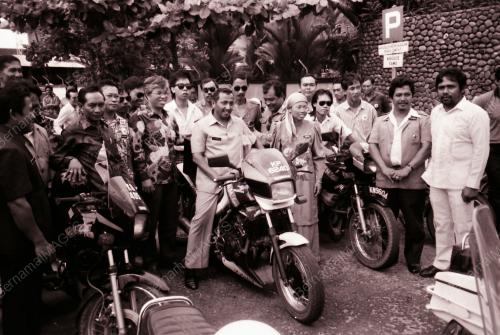 EKSPEDISI BERMOTOSIKAL MALINDO