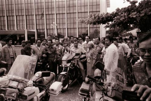 EKSPEDISI BERMOTOSIKAL MALINDO