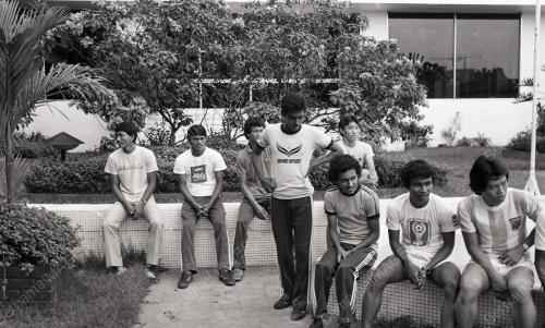 KL_06081982_SPORE_TEAM009