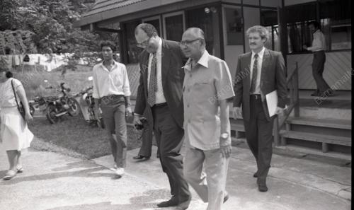KL_20121982_US_AMBASSADOR_TUNKU001
