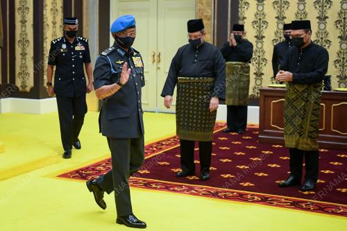 AL-SULTAN ABDULLAH RI'AYATUDDIN AL-MUSTAFA BILLAH SHAH