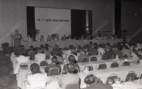 SIMPOSIUM JEPUN ASIA