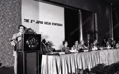 SIMPOSIUM JEPUN ASIA
