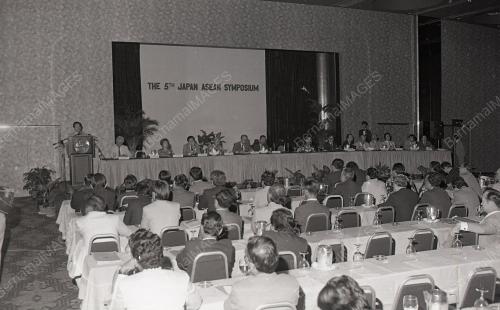 SIMPOSIUM JEPUN ASIA