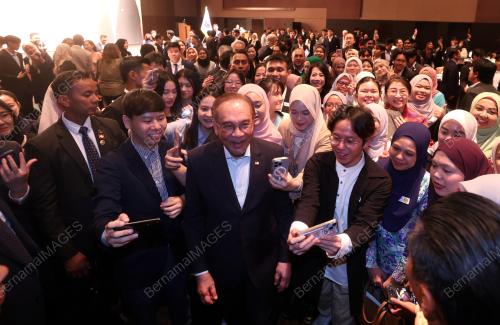 DATUK SERI ANWAR IBRAHIM