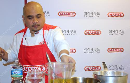 KOR01_06022018_CHEF