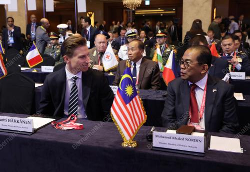 DATUK SERI MOHAMED KHALED NORDIN