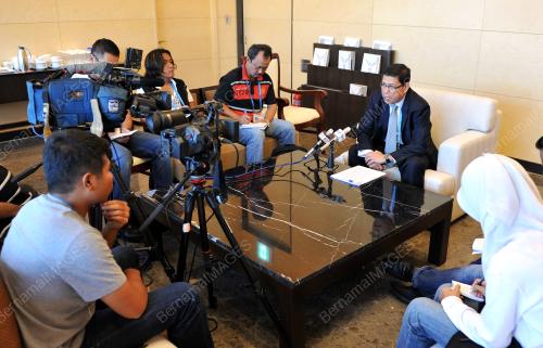 KOR02_10062012_DUTA