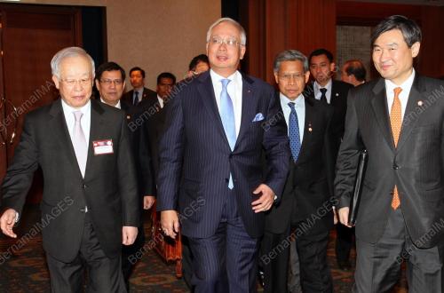 DATUK SERI MOHD NAJIB TUN ABDUL RAZAK