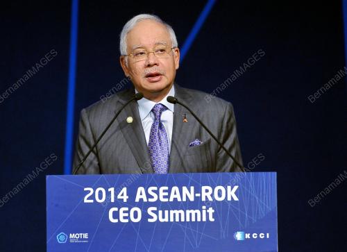 KOR03_11122014_PM_BUSAN