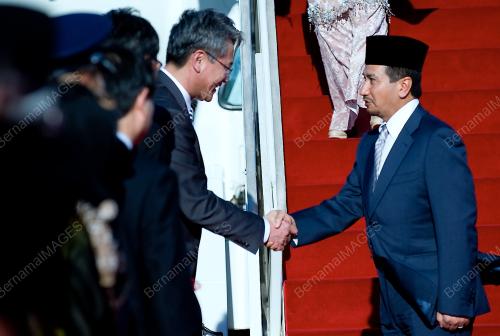 TUANKU MIZAN ZAINAL ABIDIN