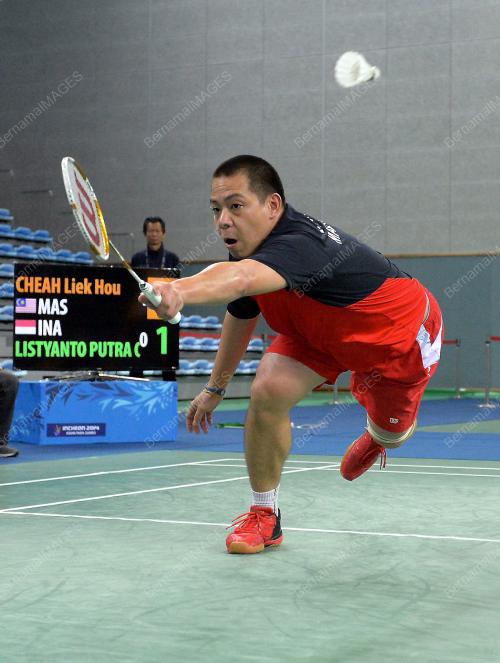 KOR03_23102014_BADMINTON_WSU5