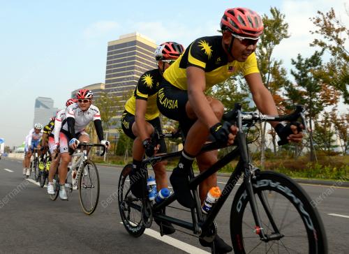 KOR03_24102014_MIXED_B_ROAD