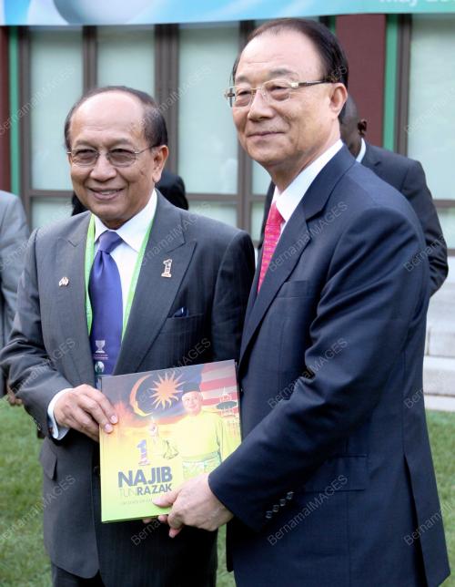 DR. RAIS YATIM