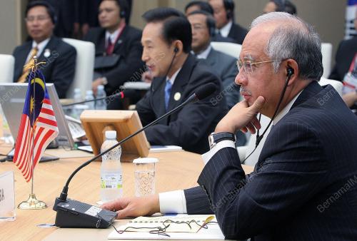 NAJIB TUN RAZAK